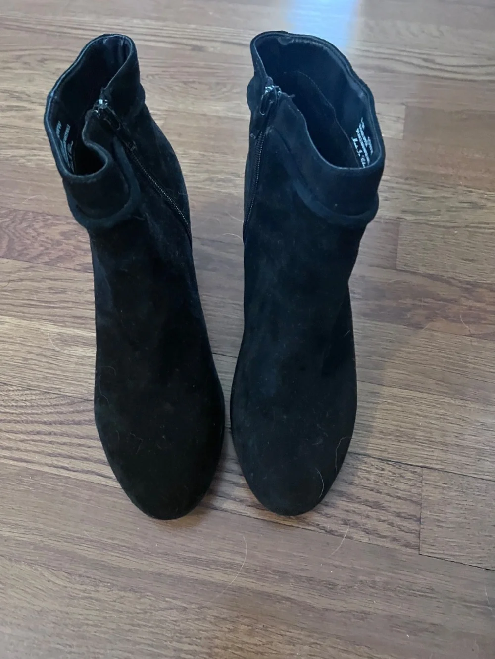 Bella Vida Black Suede Leather Ankle Boots Size 10 WW Wide Width Block Heel